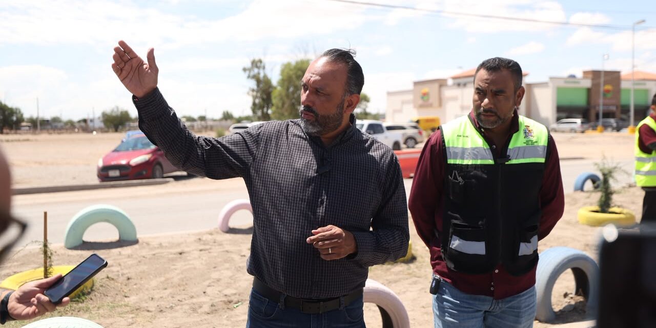 Supervisa Héctor Rafael Ortiz Orpinel trabajos de bacheo en Riberas del Bravo y pide a la JMAS atender infraestructura dañada