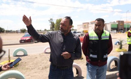 Supervisa Héctor Rafael Ortiz Orpinel trabajos de bacheo en Riberas del Bravo y pide a la JMAS atender infraestructura dañada