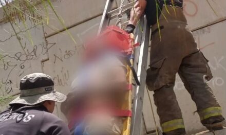 Movilización en canal pluvial: rescatan a persona lesionada en Juan Gabriel y Barranco Azul