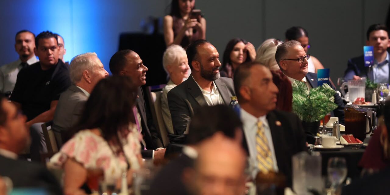 Acompañó Héctor Rafael Ortiz Orpinel al alcalde de El Paso, Renard Johnson, en encuentro de la CBA