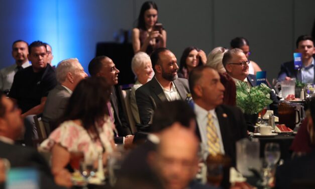 Acompañó Héctor Rafael Ortiz Orpinel al alcalde de El Paso, Renard Johnson, en encuentro de la CBA
