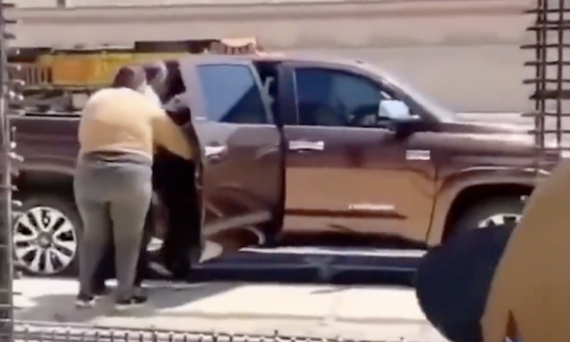 TikTok se llena de videos de migrantes que presumen haber cruzado a EE.UU. con ayuda de “coyotes”
