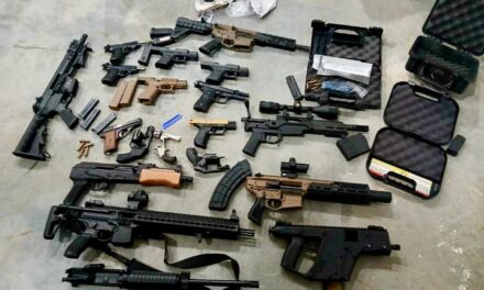 Autoridades de EE.UU. decomisan 138 armas que serían traficadas a México; había rifles calibre .50