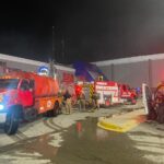 Incendio en joyerías obliga a evacuar Río Grande Mall; investigan causas del siniestro