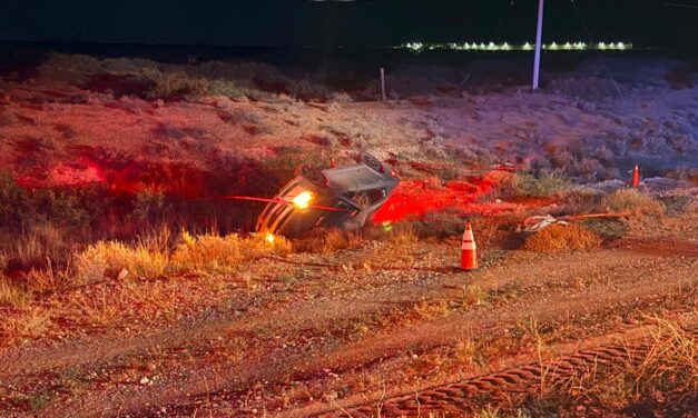 Volcadura en la carretera Juárez-Ahumada cobra la vida de un niño de 8 años