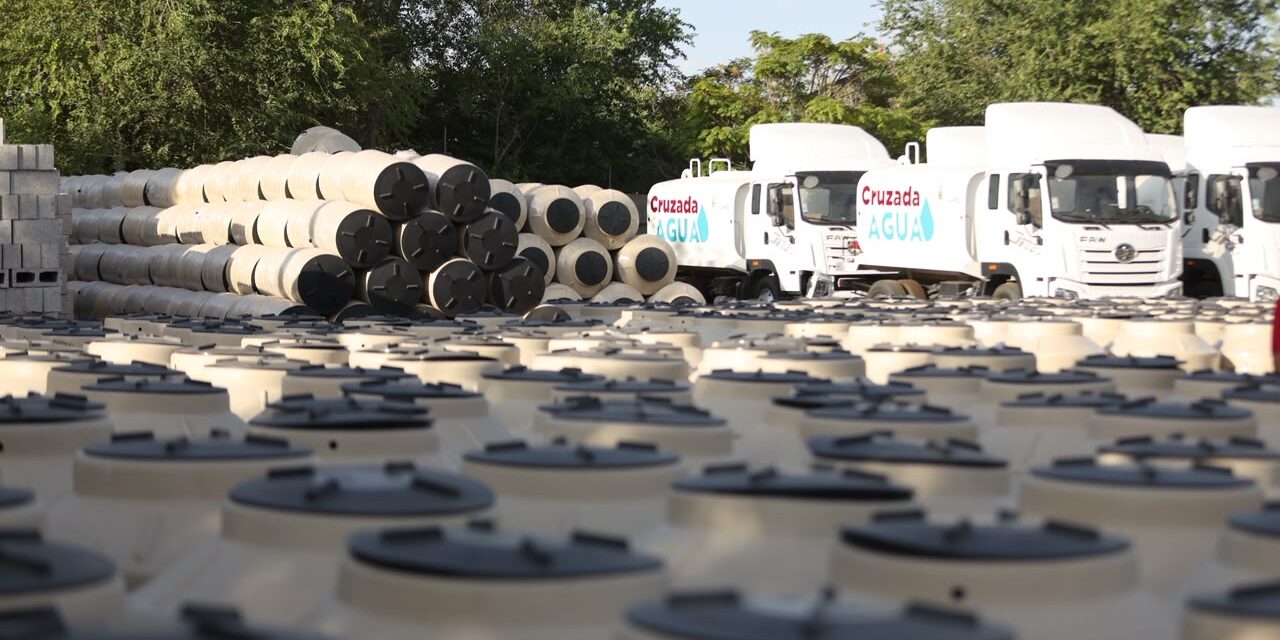 Entrega Gobierno Municipal tinacos a 200 familias para fortalecer acceso al agua potable