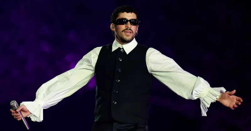 Exnovia de Bad Bunny mantiene demanda por 40 millones de dólares contra el artista