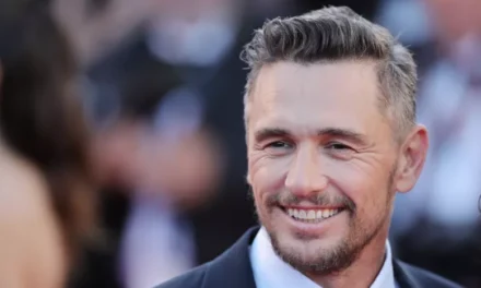 James Franco publica las “pruebas” de que un “alien” merodea su casa y las redes sociales se burlan