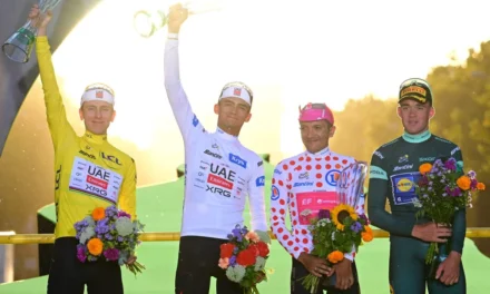 Histórico: Isaac del Toro sube al podio del Tour de Francia con un histórico tercer lugar