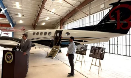 La FBI dona a un museo el avión en el que ‘El Mayo’ fue trasladado a EU
