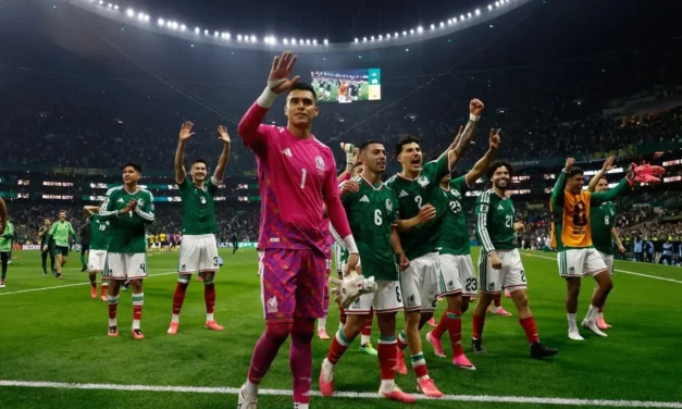 México avanza invicto y sin recibir goles a los octavos de final del Mundial; vence 2-0 a Ecuador