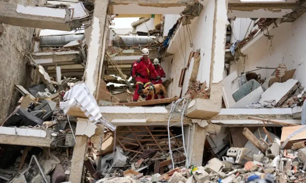 Suman mil 943 muertos por sismos en Venezuela; más de 6 mil 400 personas han sido rescatadas
