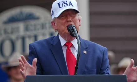 En su primer año de gobierno, la fortuna de Trump aumentó más de 2 mil millones de dólares