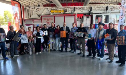 Comerciantes reconocen labor de Bomberos de Ciudad Juárez con entrega de más de 1,600 artículos