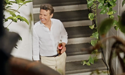 ¡Ahora Luis Miguel “vende cocas”! El Sol protagoniza la nueva campaña de Coca-Cola por sus 100 años en México