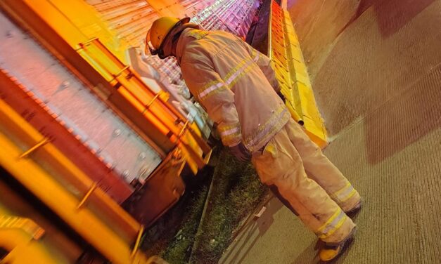 Tren arrolla a hombre en el Centro de Juárez; pierde una mano