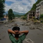 Inundaciones devastan Nepal y China: al menos 160 muertos y cientos de desaparecidos