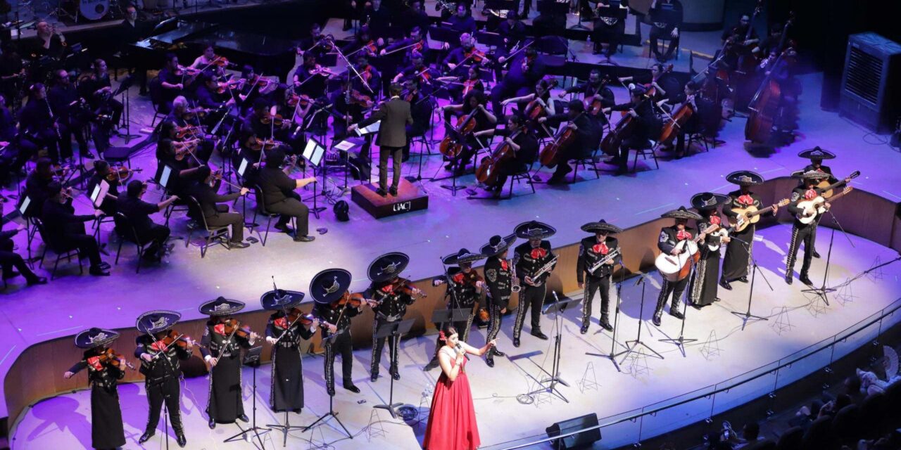 Juan Gabriel Sinfónico abre con una noche memorable los festejos por el 53 aniversario de la UACJ