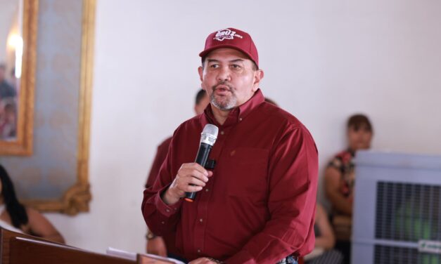 Encabeza Cruz, junto con fundadores de Morena, asamblea informativa en Ojinaga