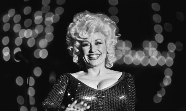 Adiós a una Leyenda: Fallece Dolly Parton, Ícono Mundial de la Música Country