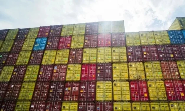 Veinticinco estados de EU impulsan demanda colectiva contra los nuevos aranceles de Trump
