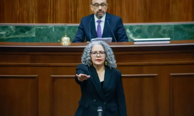 Graciela Domínguez Nava asume la gubernatura interina de Sinaloa tras nueva licencia de Rocha Moya