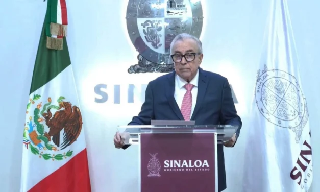 Rubén Rocha Moya regresa como gobernador de Sinaloa tras 112 días de licencia