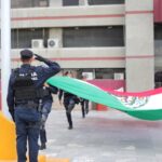 Realizan sustitución de Bandera Nacional en Presidencia Municipal