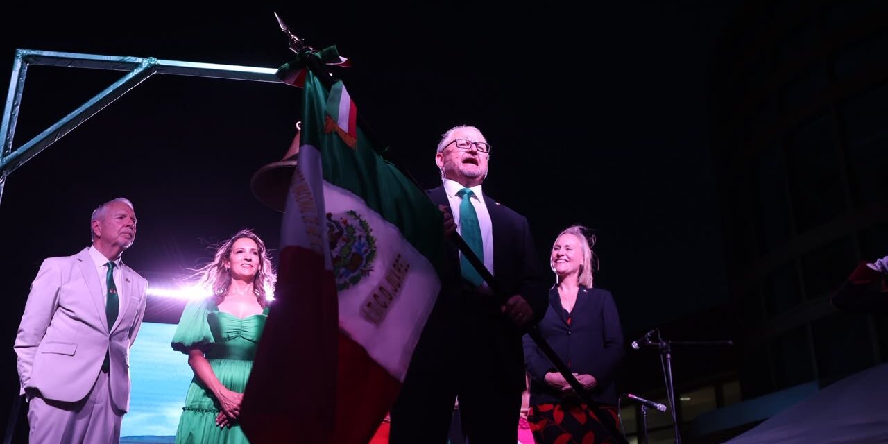 “Esta identidad no la podemos perder”: Ortiz Orpinel celebra el Grito con mexicanos en El Paso
