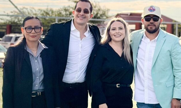 Roberto Lucero participa en ceremonia por el 14 aniversario de la Universidad Tecnológica de Paquimé