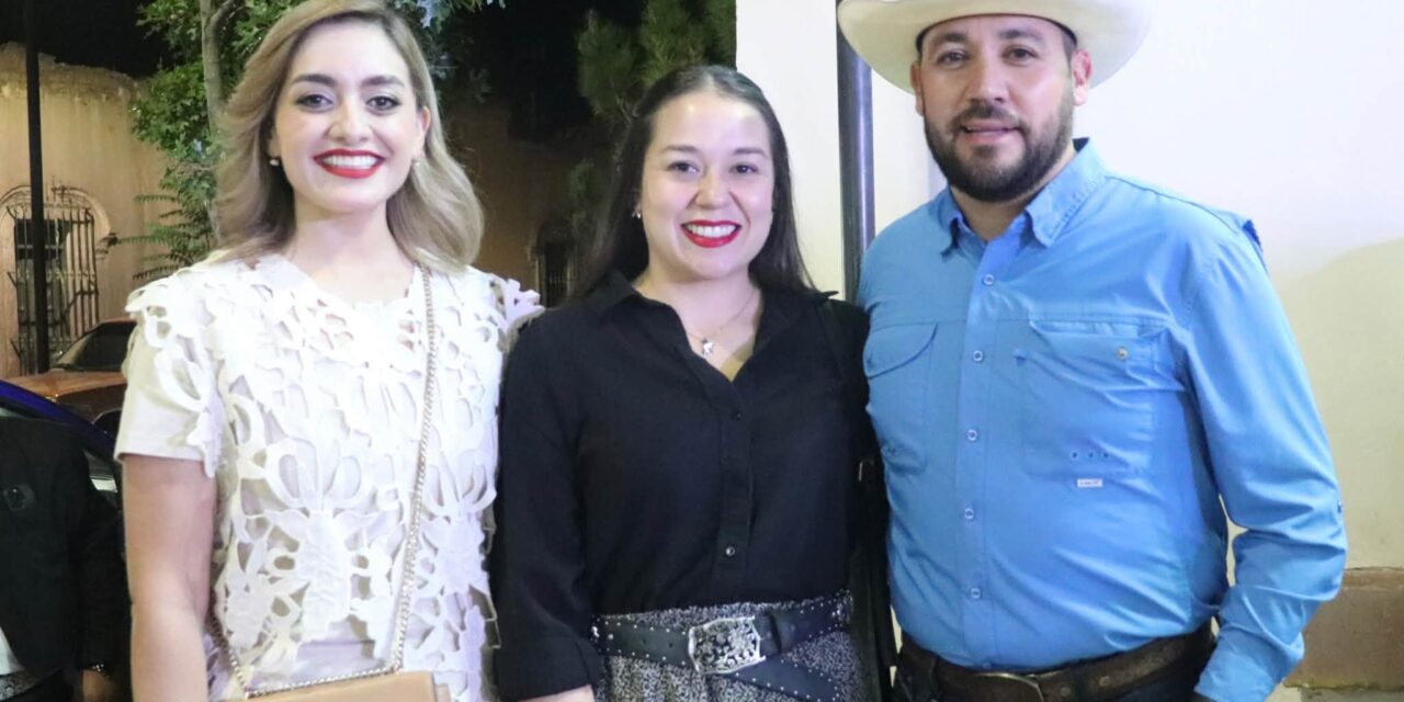 Casas Grandes celebró 11 años como Pueblo Mágico con tradicional callejoneada