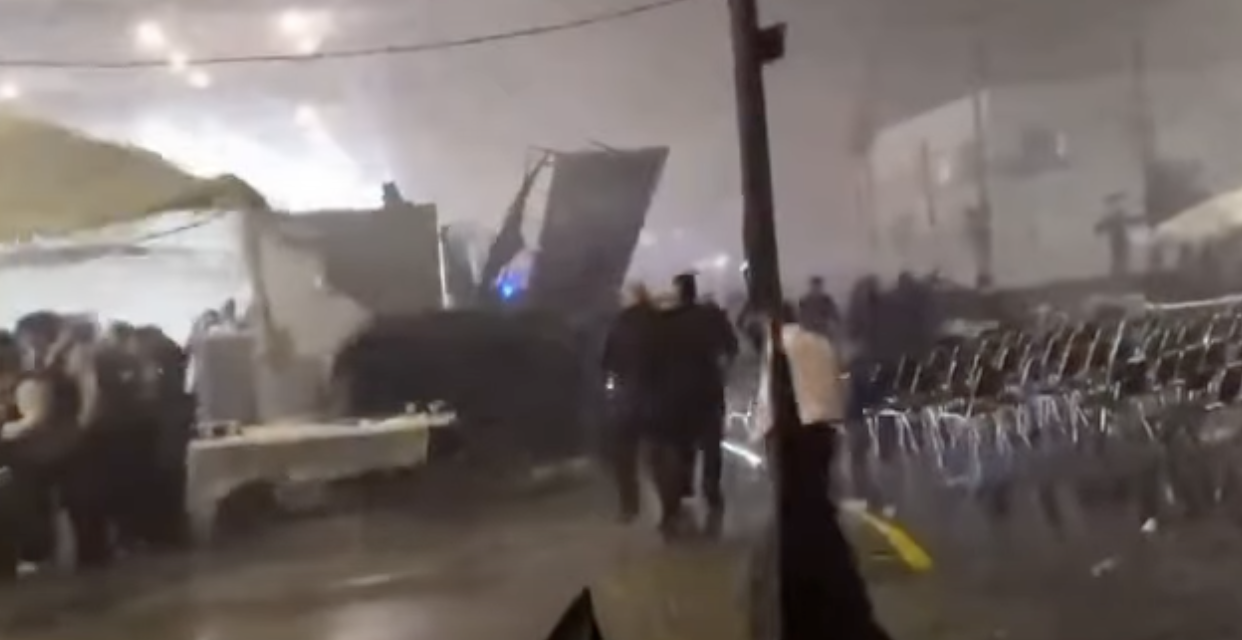 Lluvia torrencial opaca inauguración de la Torre Centinela en Juárez