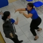 VIDEO: Alumna saca un cuchillo en plena clase y apuñala a su profesora en Brasil