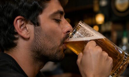 ¿Subirá la cerveza en México? Diputados analizan aumento al IEPS de hasta un peso por botella