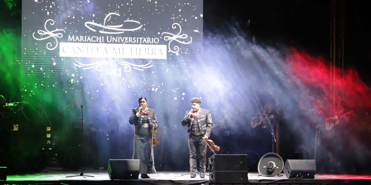 Celebra UACJ el Grito de Independencia entre música, gastronomía y lucha libre