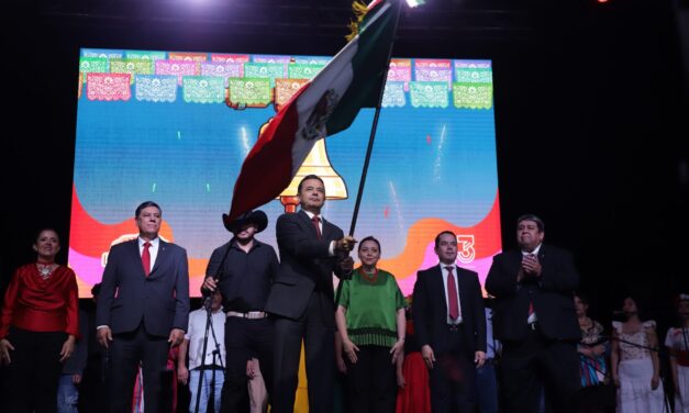 Celebra UACJ el Grito de Independencia entre música, gastronomía y lucha libre