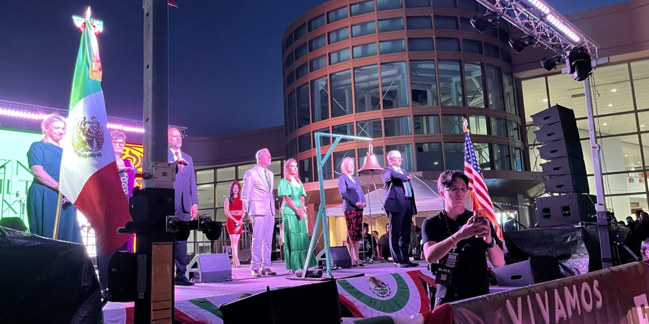 “Esta identidad no la podemos perder”: Ortiz Orpinel celebra el Grito con mexicanos en El Paso