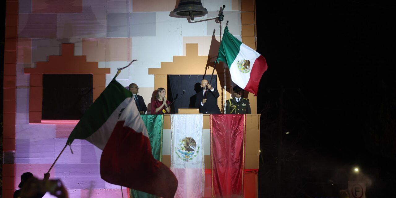 Festejan cerca de 40 mil juarenses ceremonia del Grito de Independencia