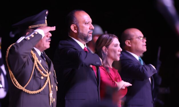 Festejan cerca de 40 mil juarenses ceremonia del Grito de Independencia