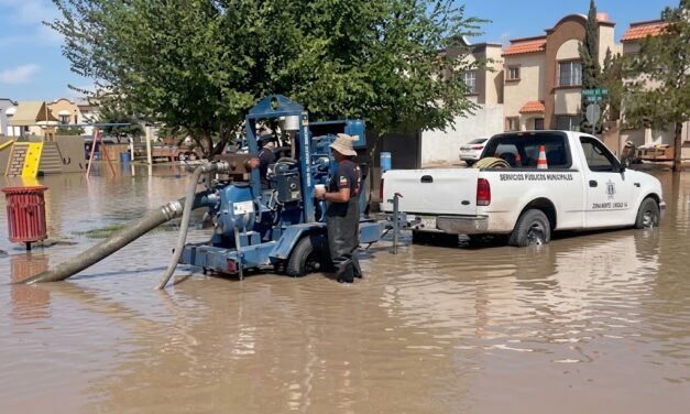 Implementan operativo para retirar agua de colonias inundadas en el suroriente