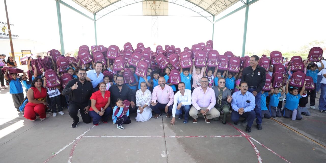 Entregan mochilas y útiles escolares a 777 alumnos de Riberas del Bravo