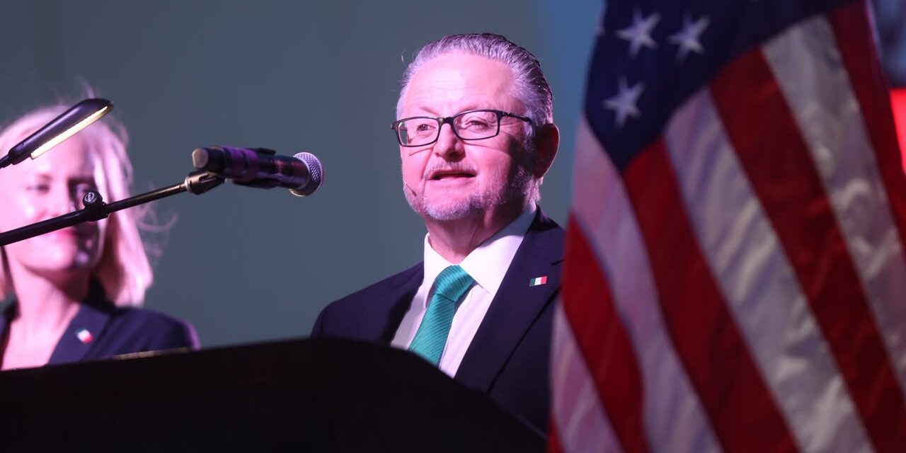 “Esta identidad no la podemos perder”: Ortiz Orpinel celebra el Grito con mexicanos en El Paso