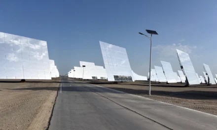 China Revoluciona la Energía Solar con Innovador Sistema de Sales Fundidas para Generar Electricidad las 24 Horas