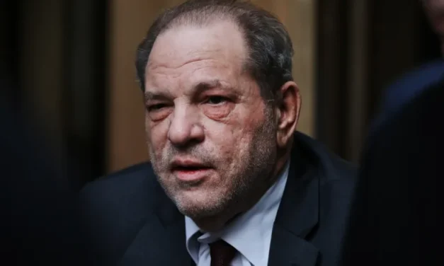 Harvey Weinstein recibe 15 años de prisión por agresión sexual en Nueva York