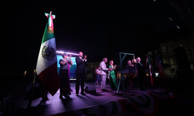 “Esta identidad no la podemos perder”: Ortiz Orpinel celebra el Grito con mexicanos en El Paso