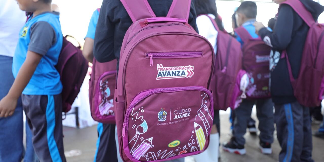 Entregan mochilas y útiles escolares a 777 alumnos de Riberas del Bravo