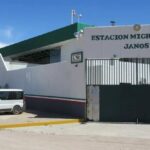 Evacúan a 33 migrantes tras incendio en estancia del INM en Janos; no hubo lesionados