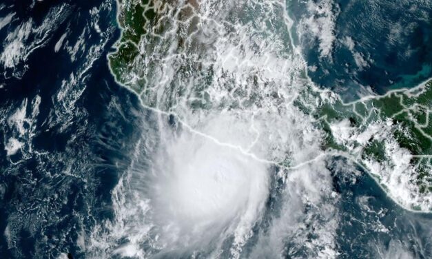 Huracán ‘Polo’ recupera la categoría 5 y amenaza con lluvias torrenciales en el Pacífico mexicano