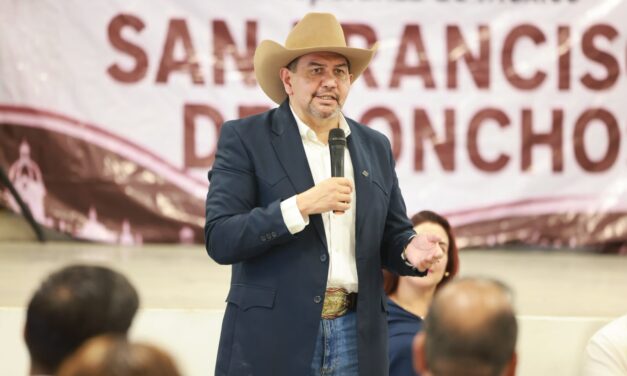 Cruz Pérez Cuéllar lleva el diálogo y la unidad de Morena a San Francisco de Conchos
