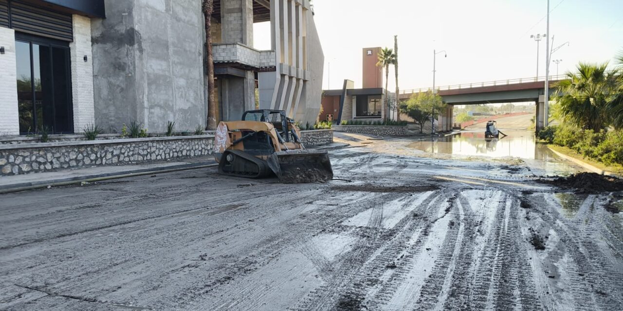 Continúa Protección Civil con los trabajos de desagüe bajo el Puente Centauro
